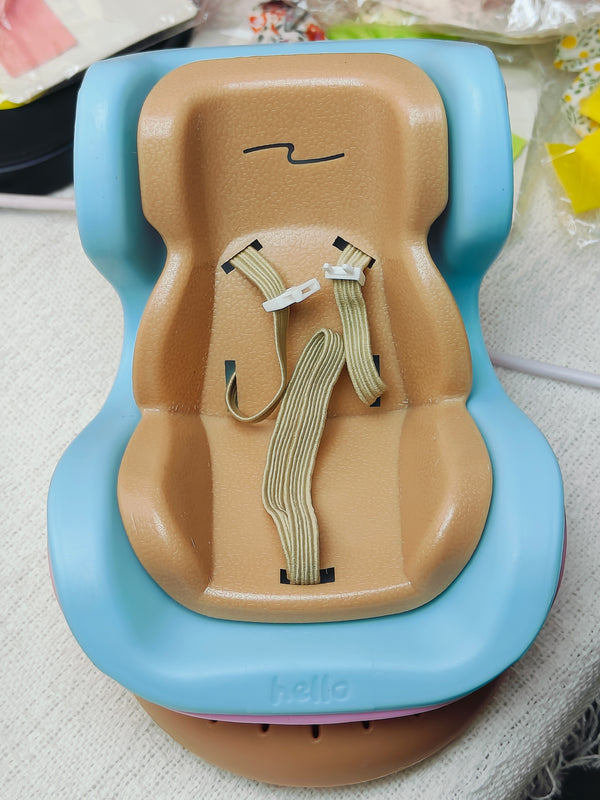 Doll seat